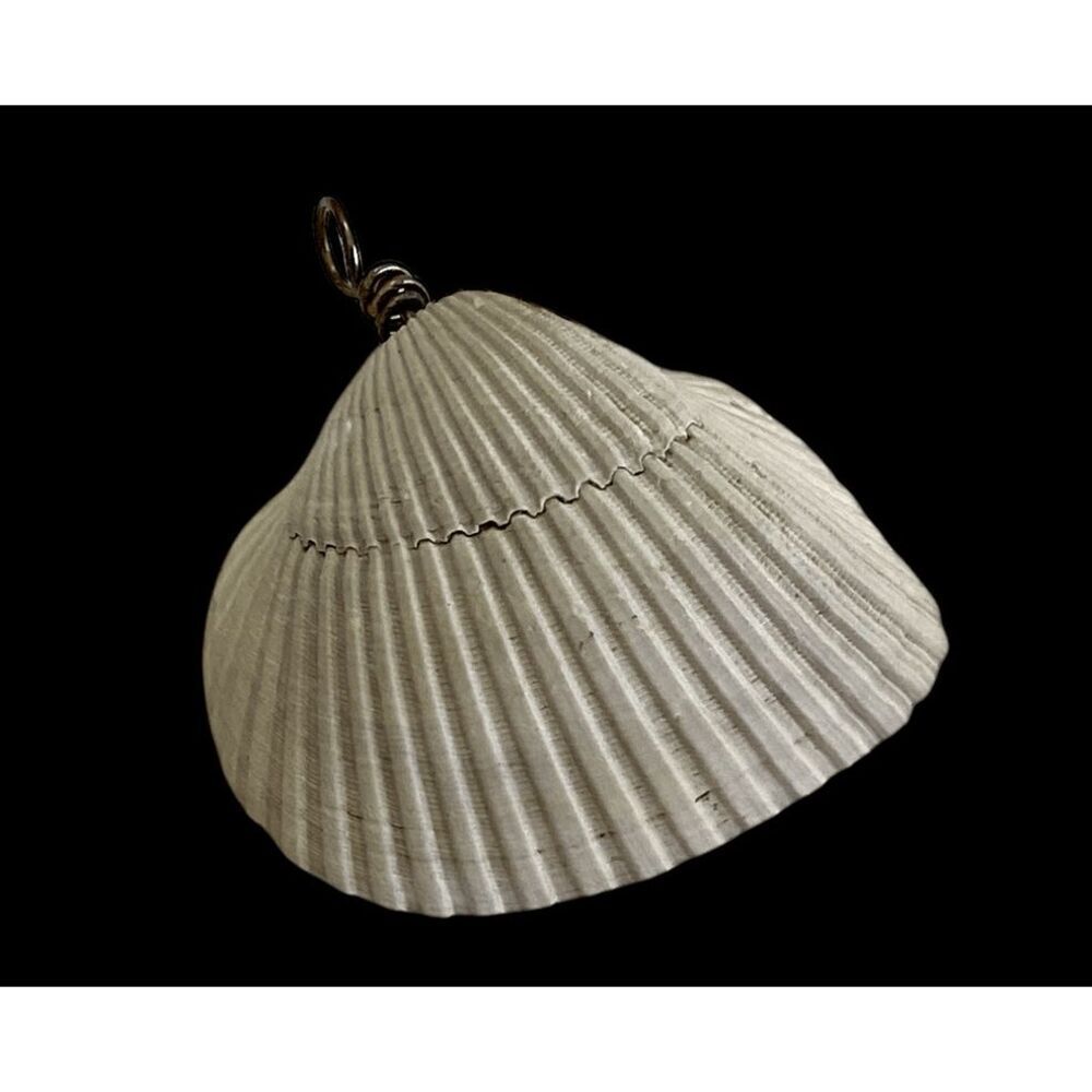 Handmade Natural Shell‎ Pendant with Silver Cross - Picture 3 of 3